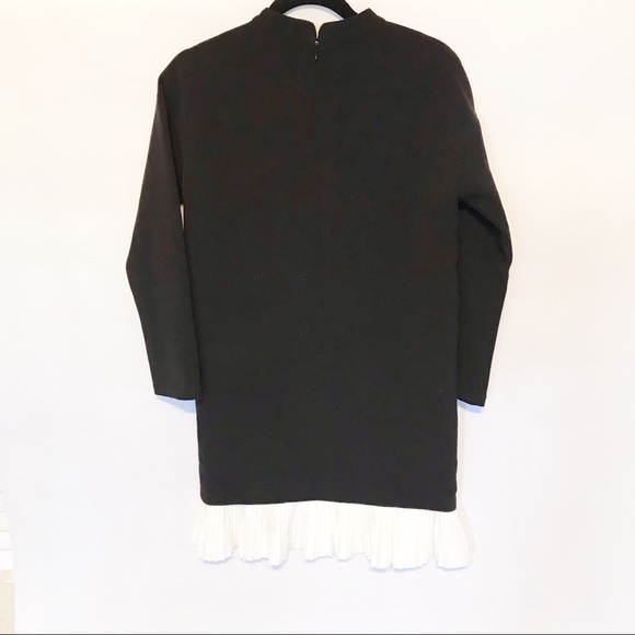 Blaque Label | Black Dress Pleated white hemline - Picture 5 of 8